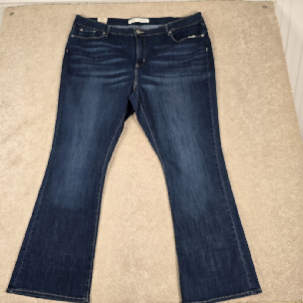 Signature Levi Strauss Jeans Women Size 24M Blue Mid Rise Bootcut Stretch Denim - Picture 6 of 9